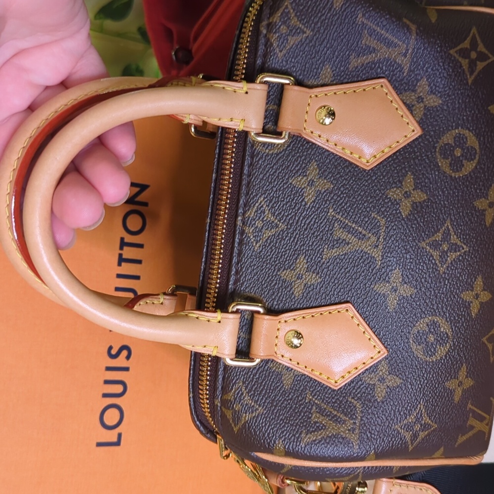Louis Vuitton Speedy 20 Bandouliere With Strap and Coin Pouch - Picture 7 of 16
